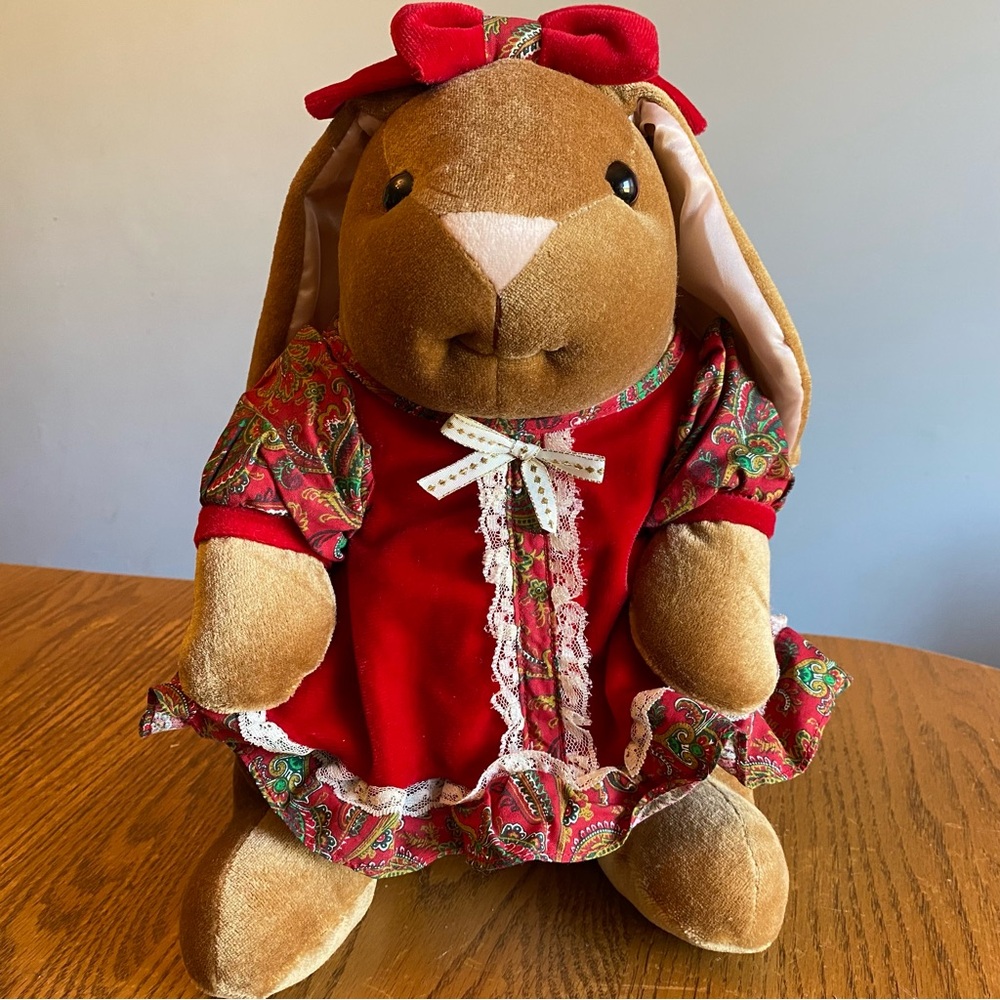 Adorable 1985 Velveteen Rabbit Holiday Plush